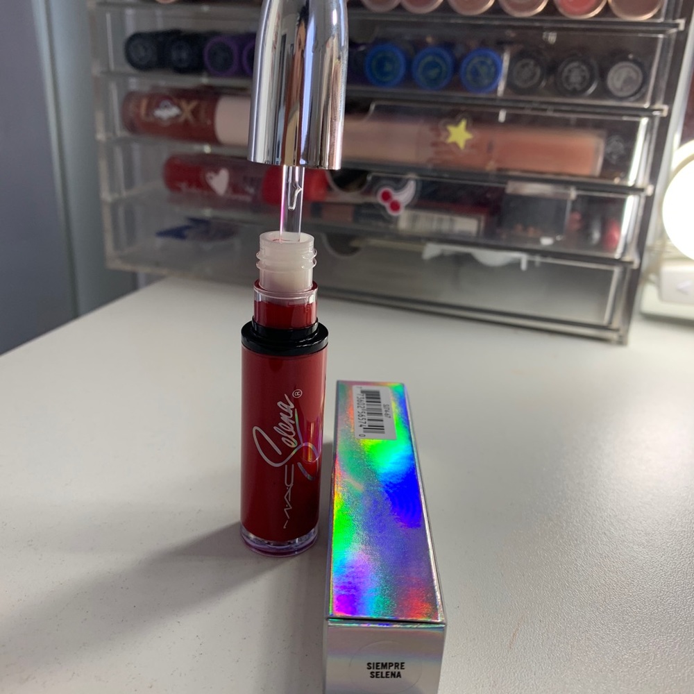 Mac Selena ‘siempre Selena’ RM liquid lipstick